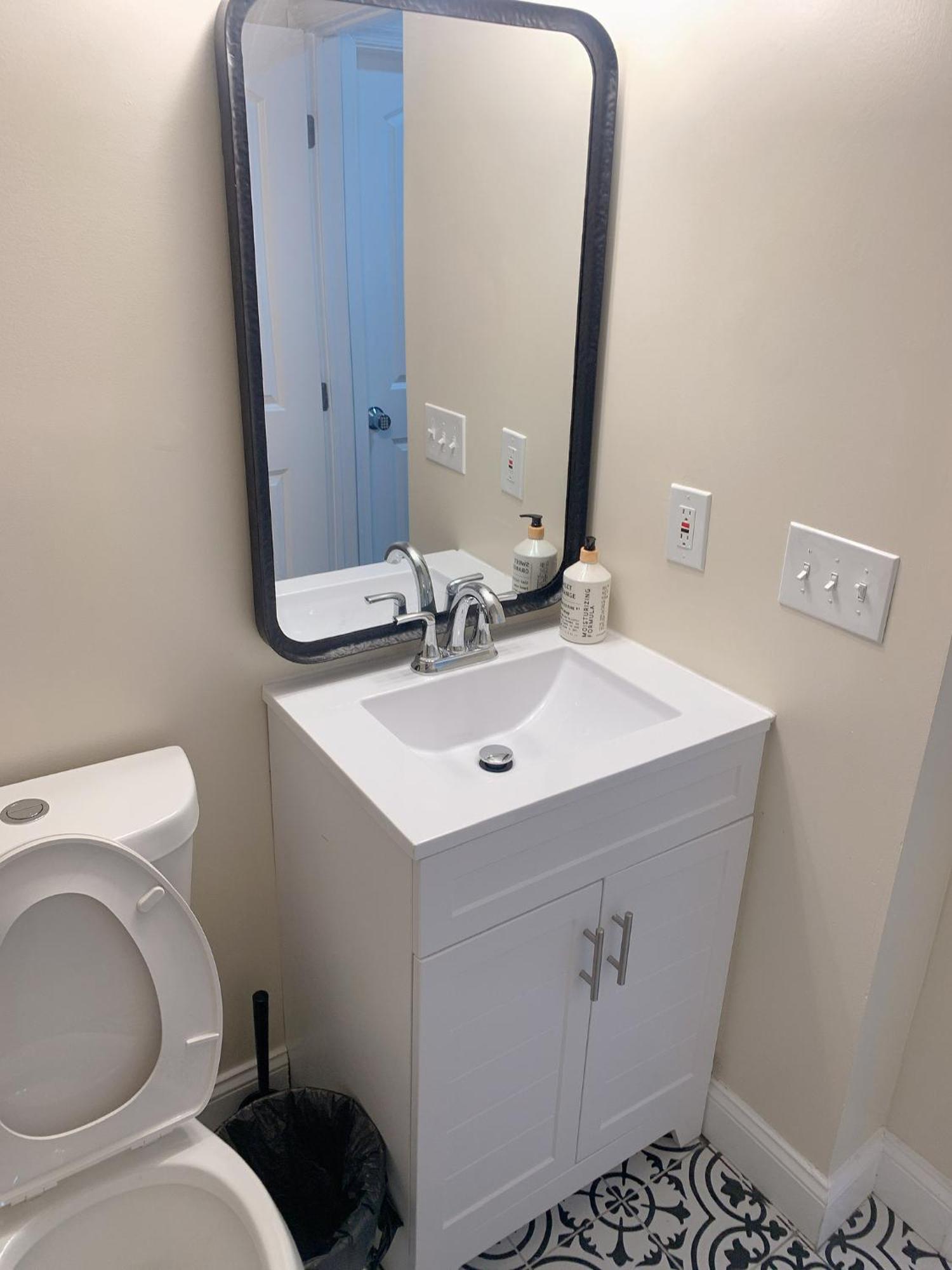 Sweet Bedroom Located Central Of Downtown Baltimore Exterior photo
